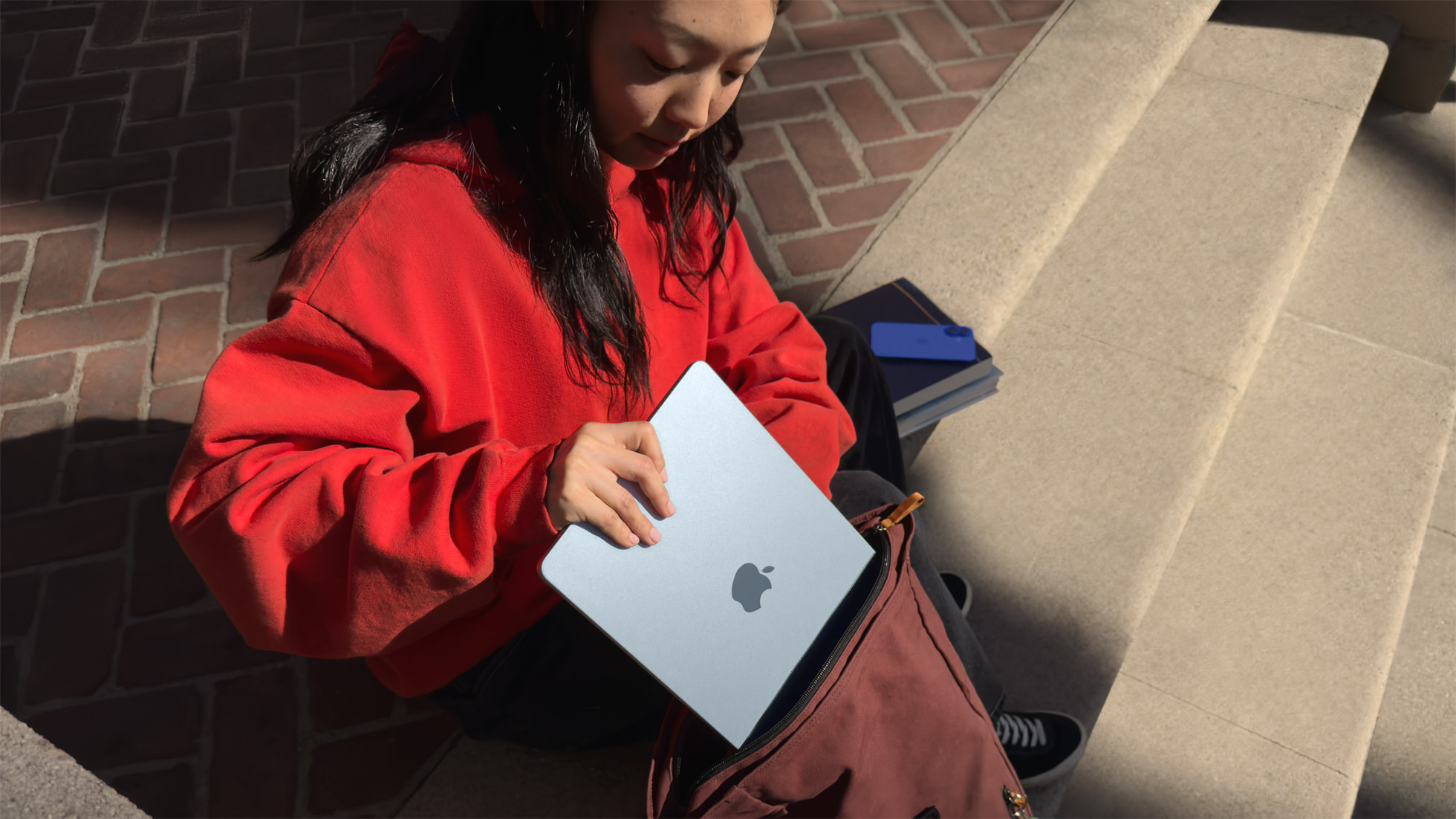 Apple Unveils MacBook Air M4: Stunning Sky Blue & a Massive $999 Price Drop